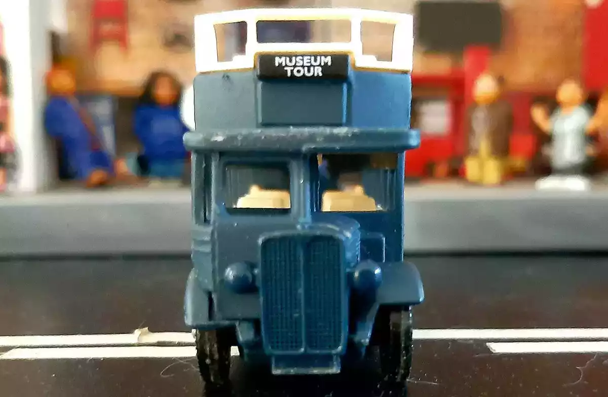 Lledo 1932 Regent Bus