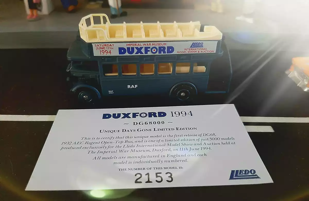 Lledo 1932 Regent Bus